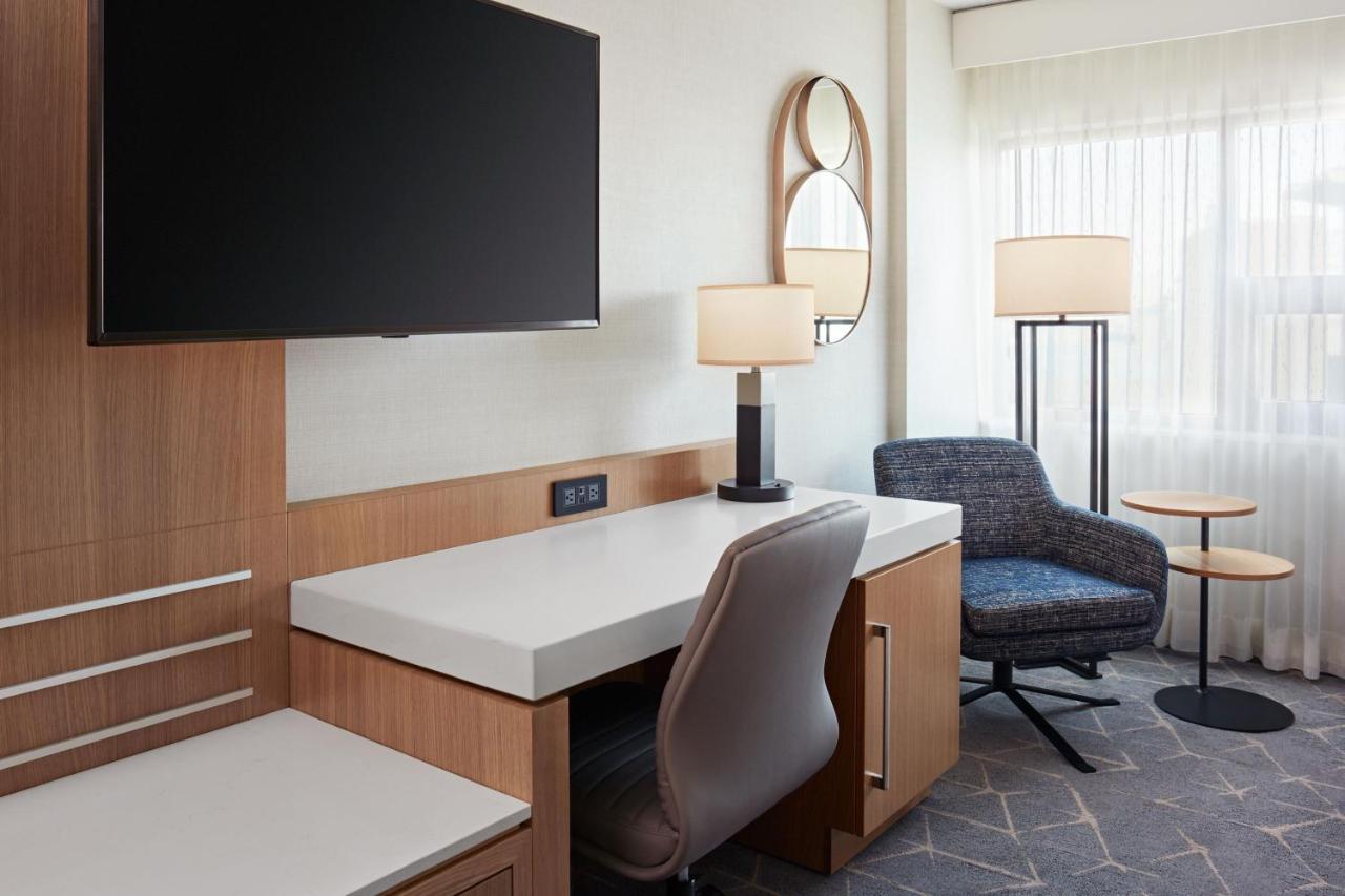 Delta Hotels Calgary Airport In-Terminal Ngoại thất bức ảnh